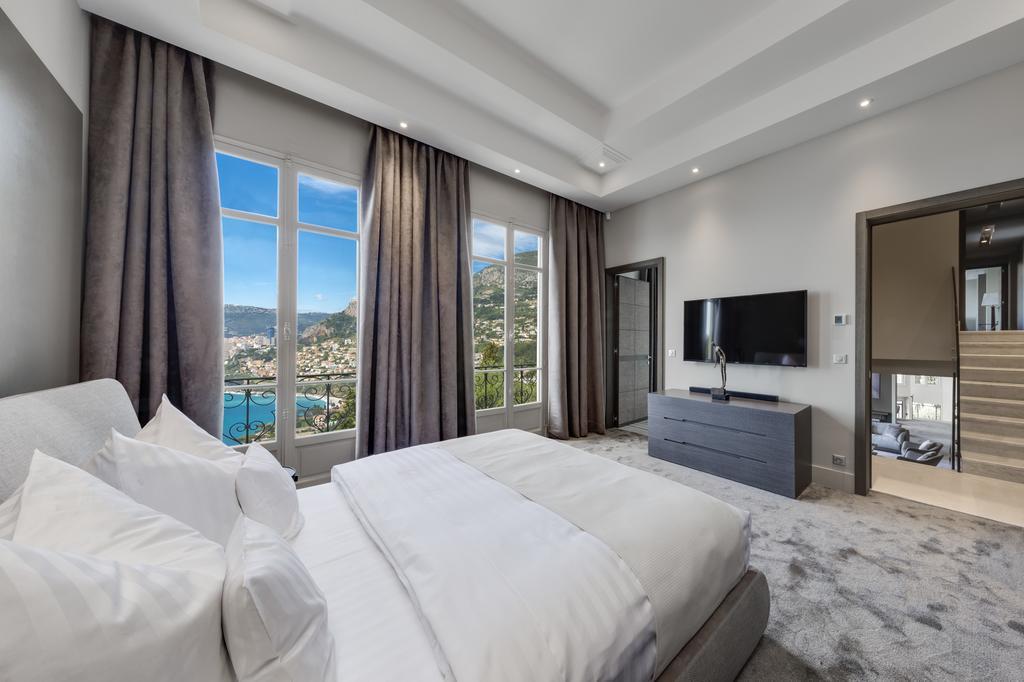Luxurious Villa Overlooking Monaco روكوبرُن كاب مارتي المظهر الخارجي الصورة